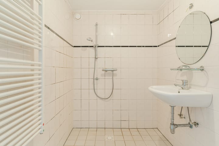 Foto 21 van Lucas van Leijdenstraat 2