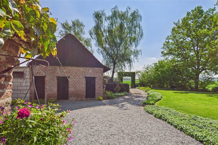 Foto 36 van Varempéstraat 5