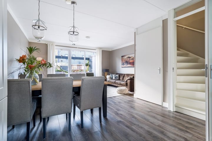 Foto 9 van Nelson Mandelahof 43