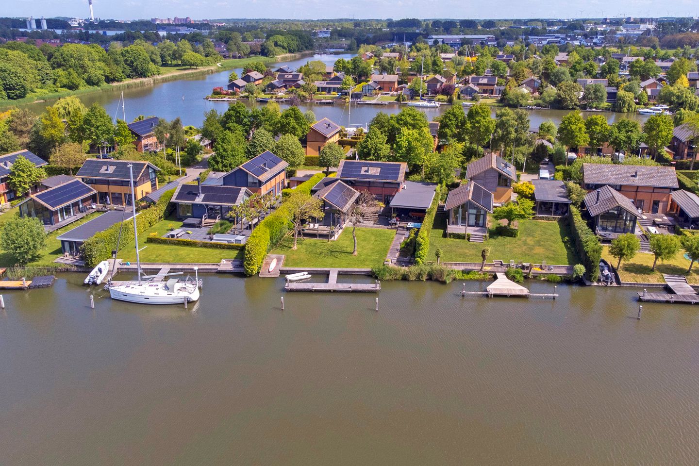 Foto 1 van Hollandse Hout 229