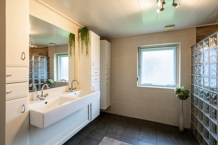 Photo 19 of Spaanderstraat 126