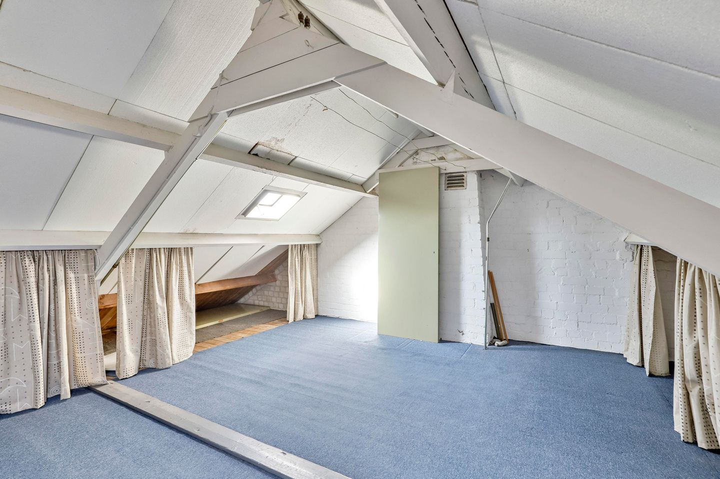 Foto 35 van Roerdompstraat 64