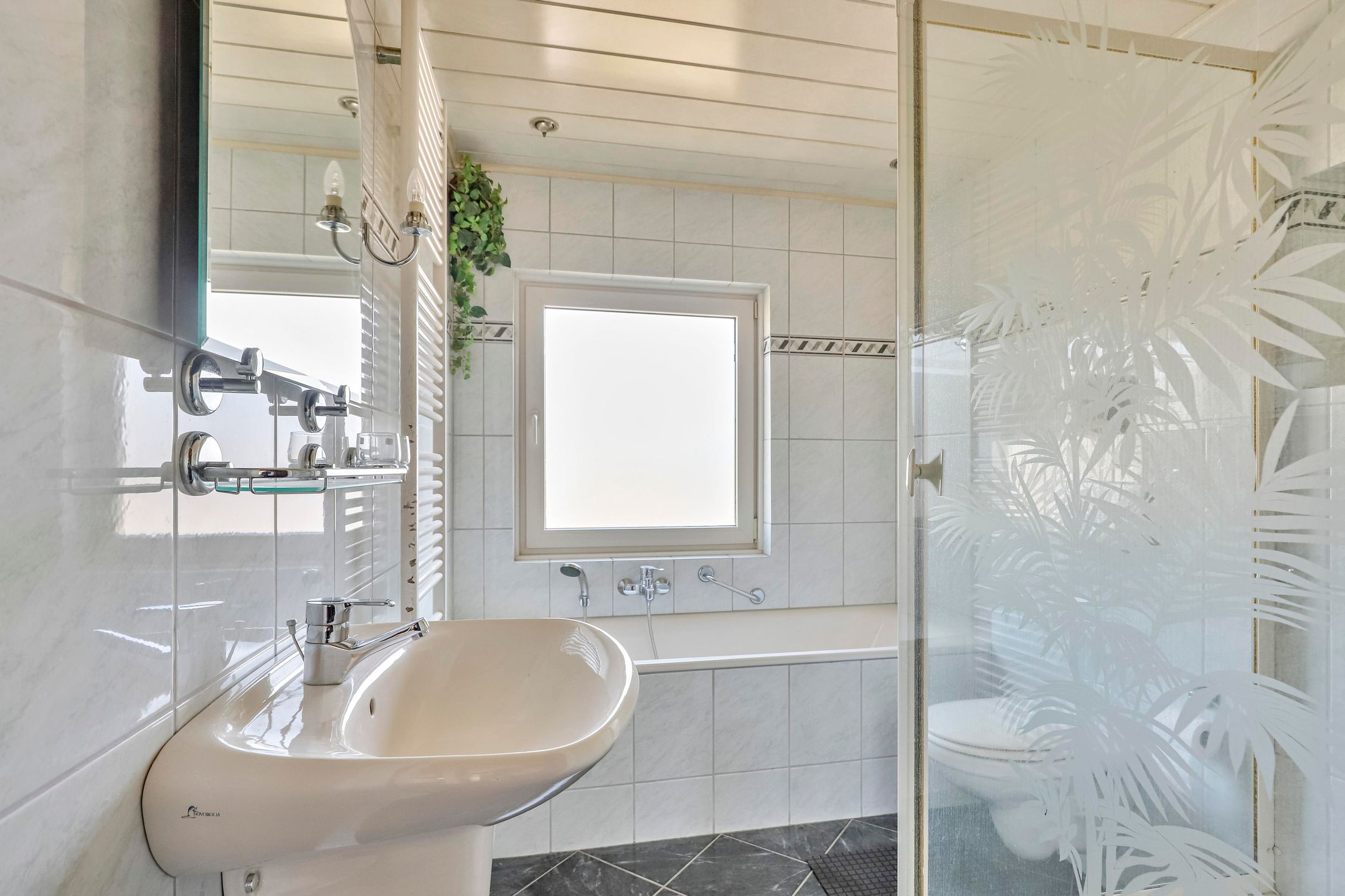 Foto 30 van Roerdompstraat 64