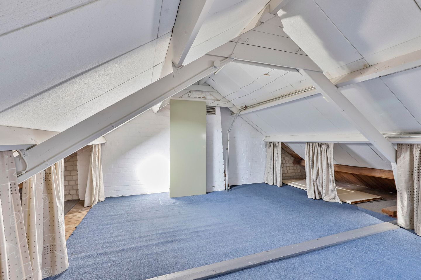 Foto 34 van Roerdompstraat 64