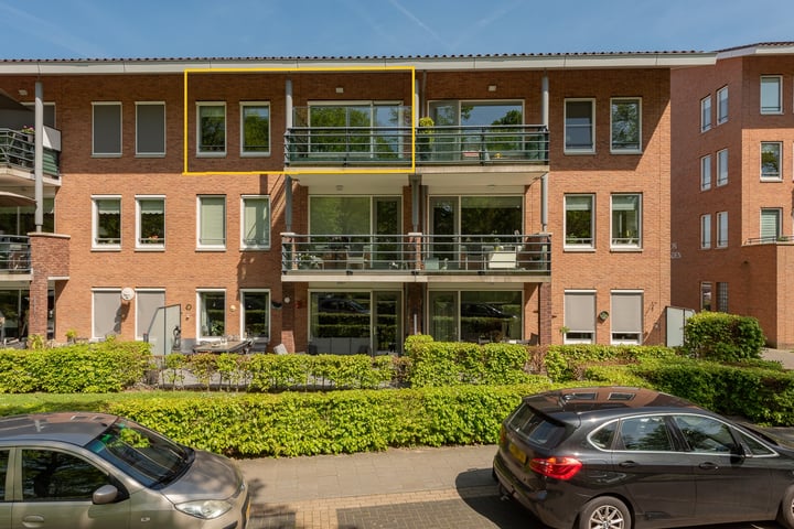 Baron van Lyndenstraat 36