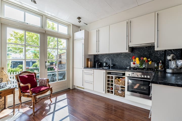 Foto 12 van Veenenburgerlaan 11