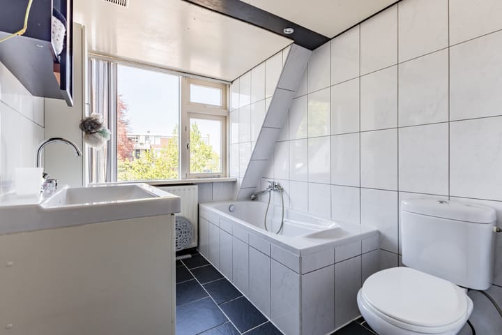 Foto 22 van Veenenburgerlaan 11