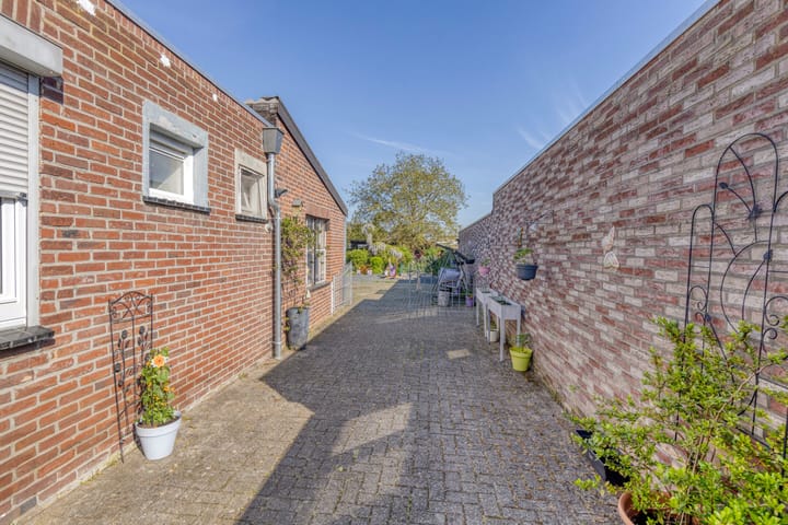 Photo 27 of Haverterstraat 4