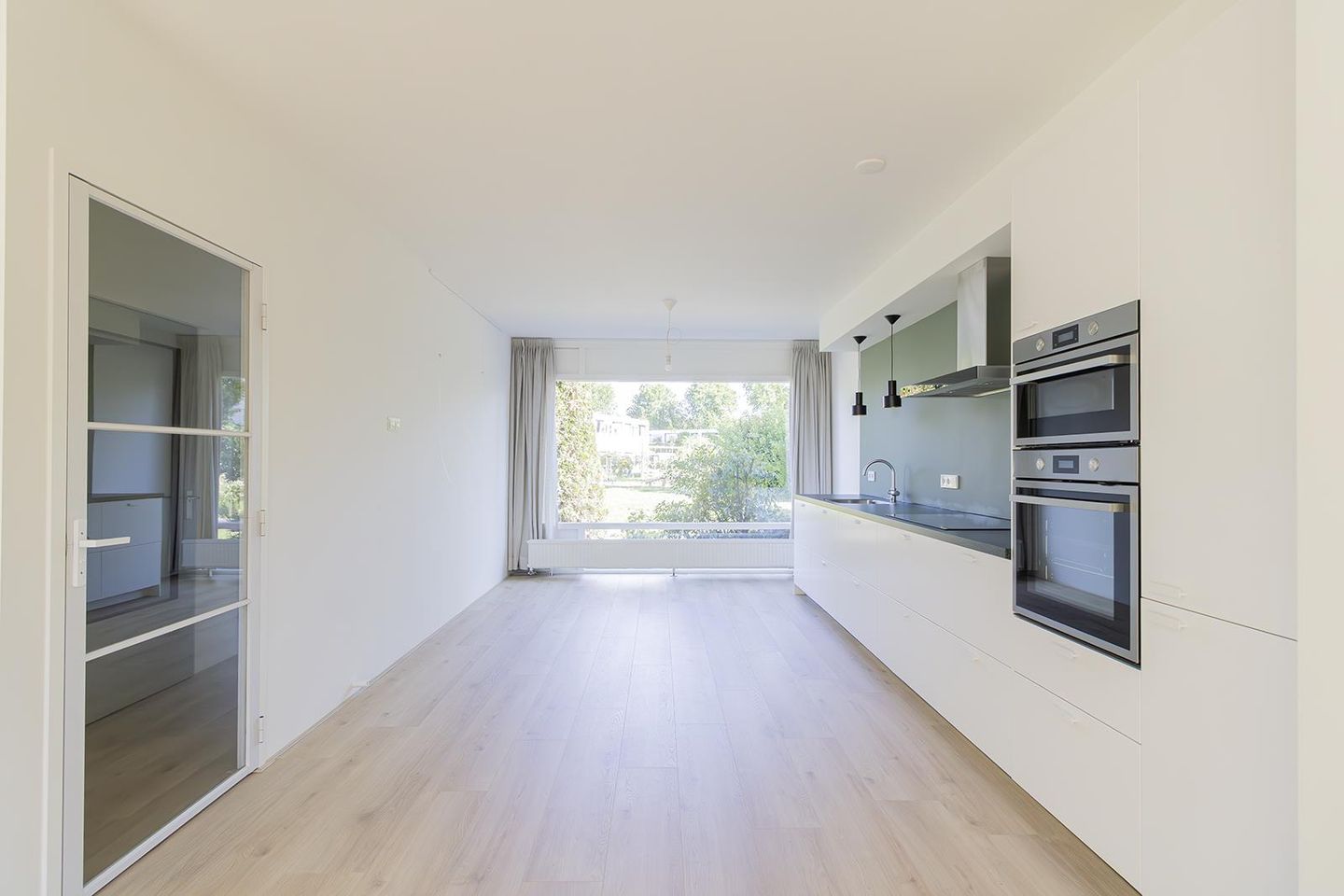 Foto 4 van Brunel 42