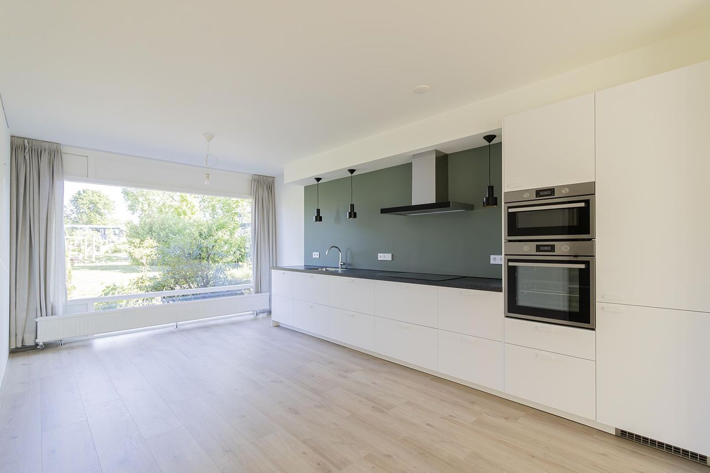 Foto 5 van Brunel 42