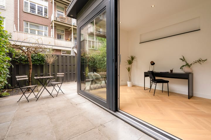 Photo 3 of Tilanusstraat 346