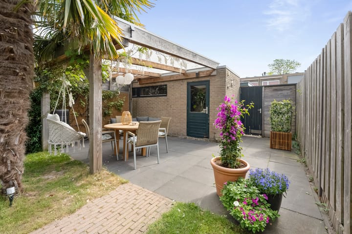 Foto 18 van Van der Waalslaan 34