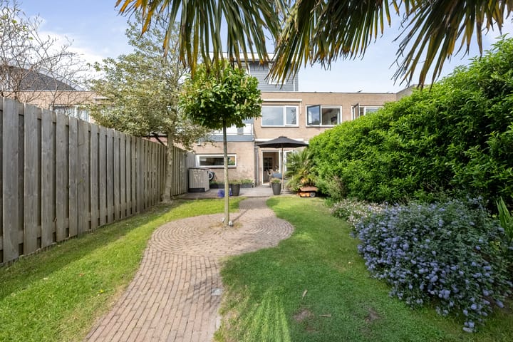 Foto 20 van Van der Waalslaan 34