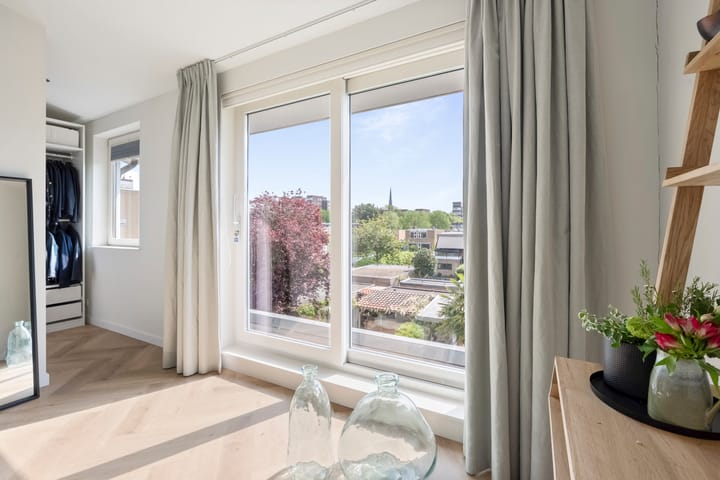 Foto 45 van Van der Waalslaan 34