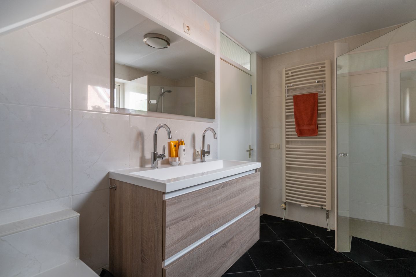 Foto 34 van Keizerskroon 44