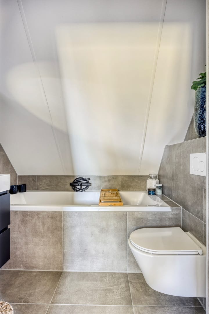 Foto 39 van Eelke Meinertswei 34