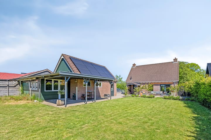 Foto 53 van Eelke Meinertswei 34