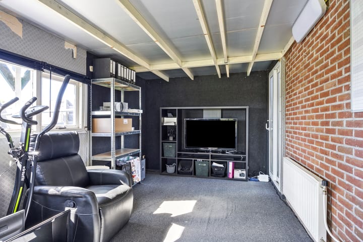 Foto 62 van Eelke Meinertswei 34