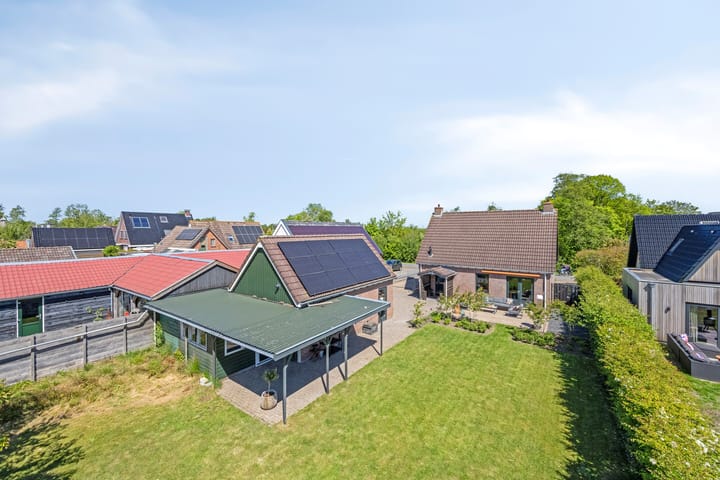 Foto 64 van Eelke Meinertswei 34