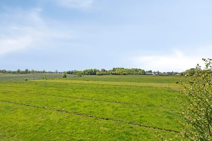 Foto 66 van Eelke Meinertswei 34