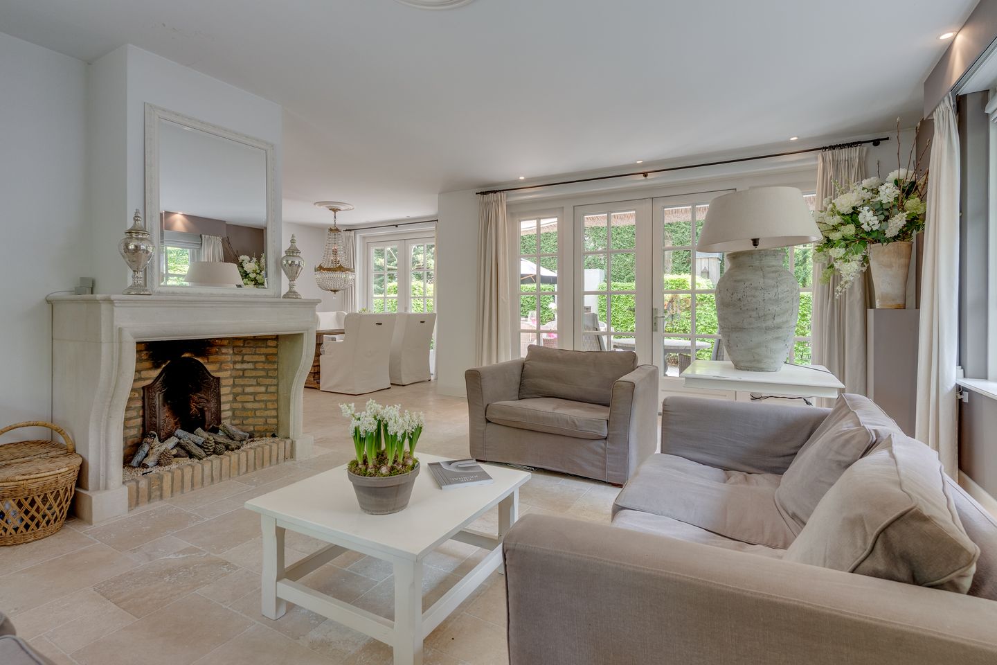 Foto 10 van Van der Helstlaan 4