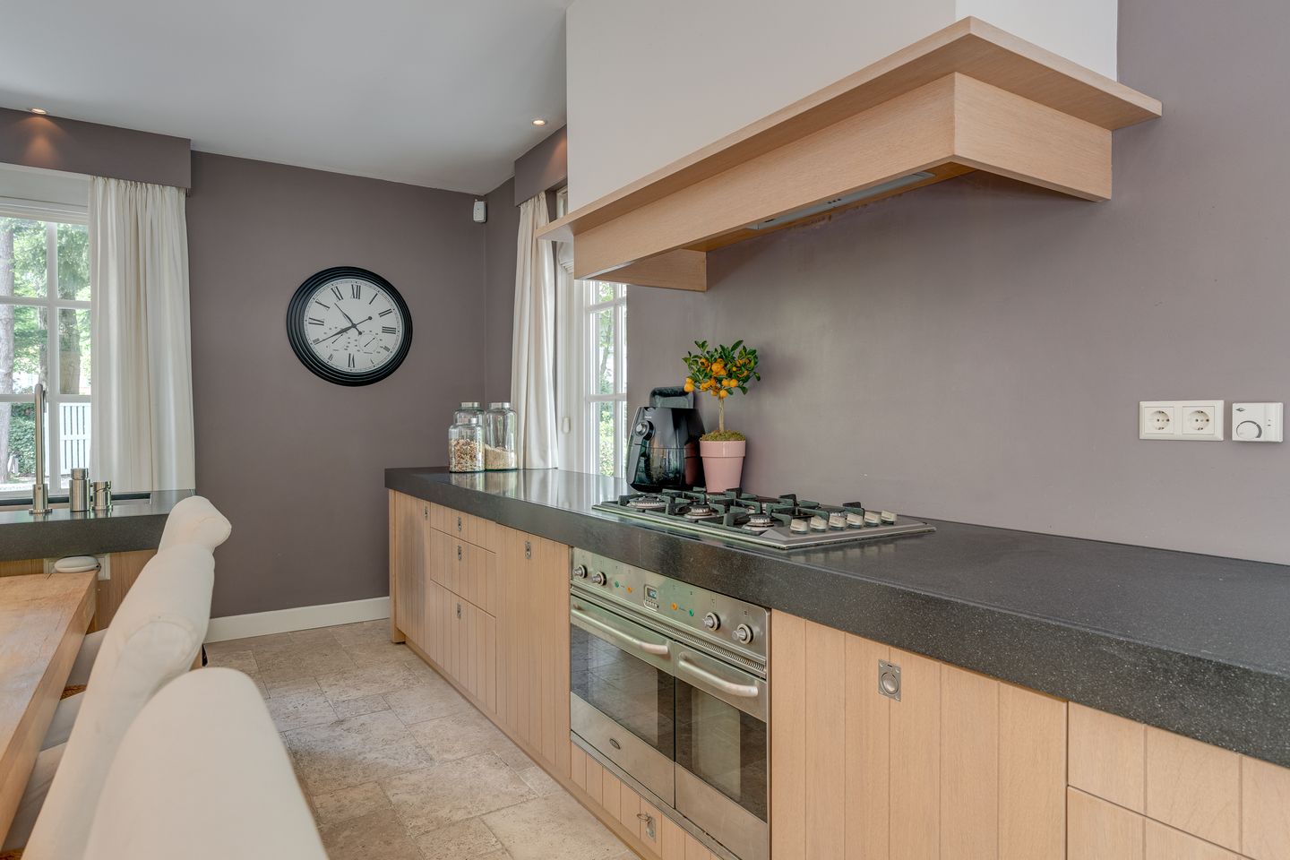 Foto 20 van Van der Helstlaan 4