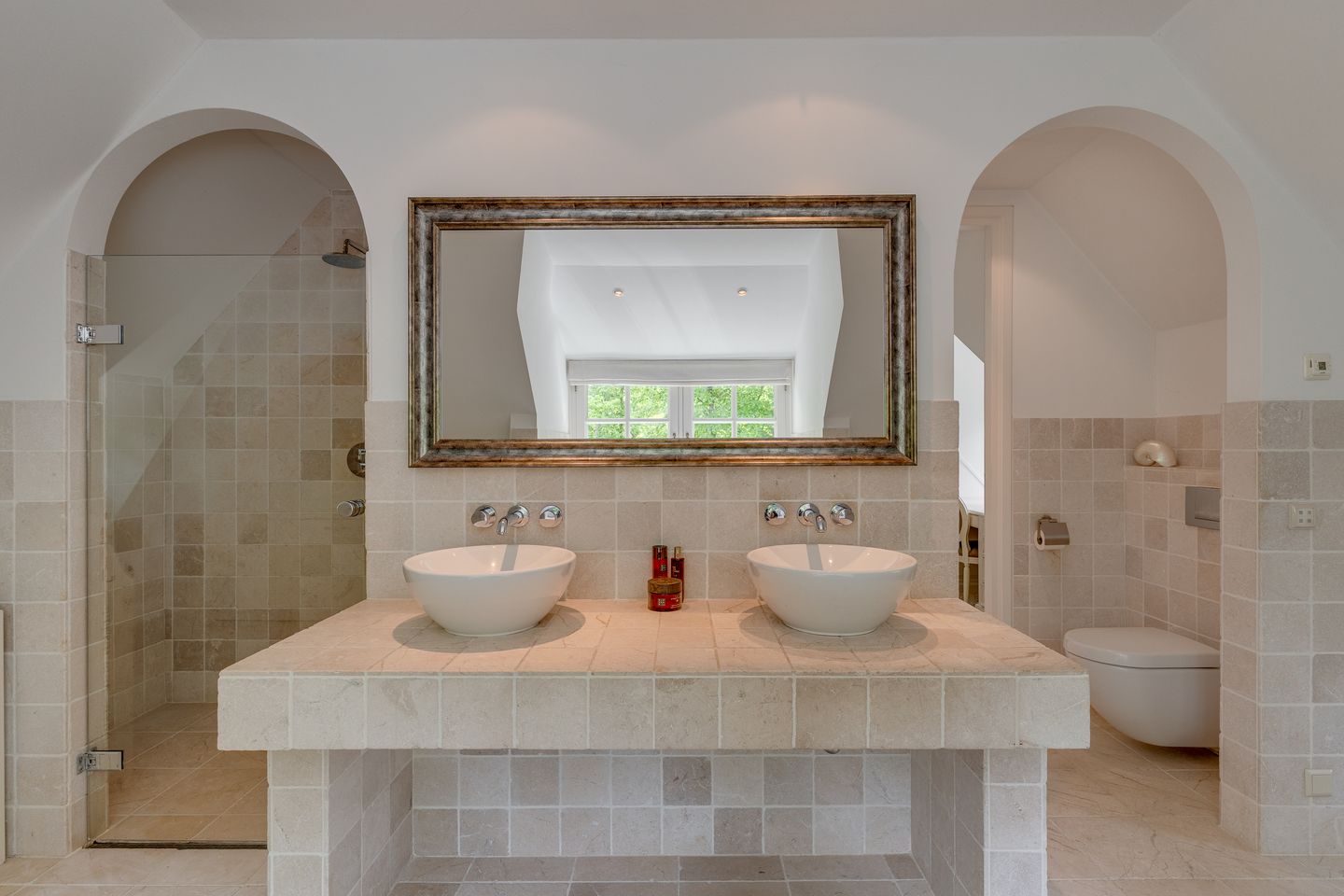 Foto 35 van Van der Helstlaan 4