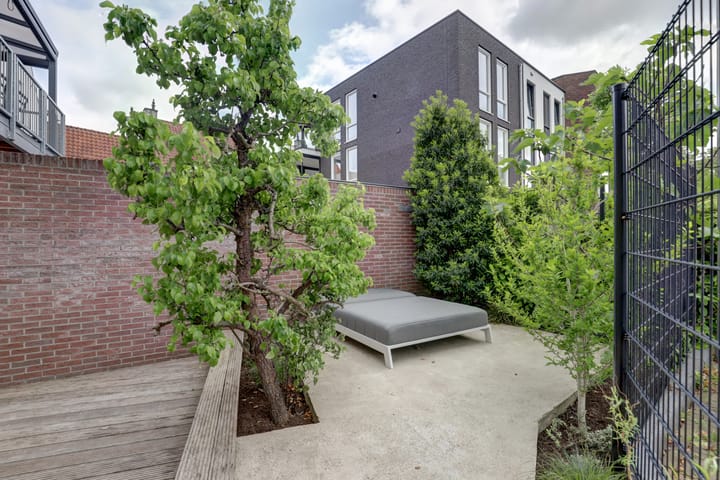 Foto 28 van Papenstraat 77