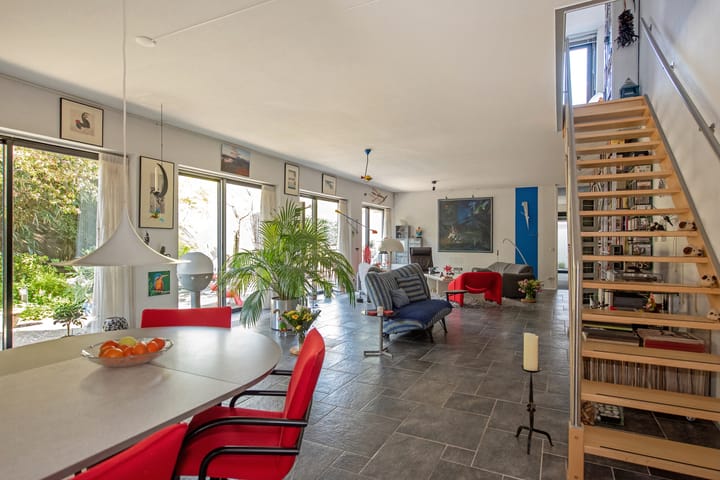 Photo 9 of Oostvoornestraat 6