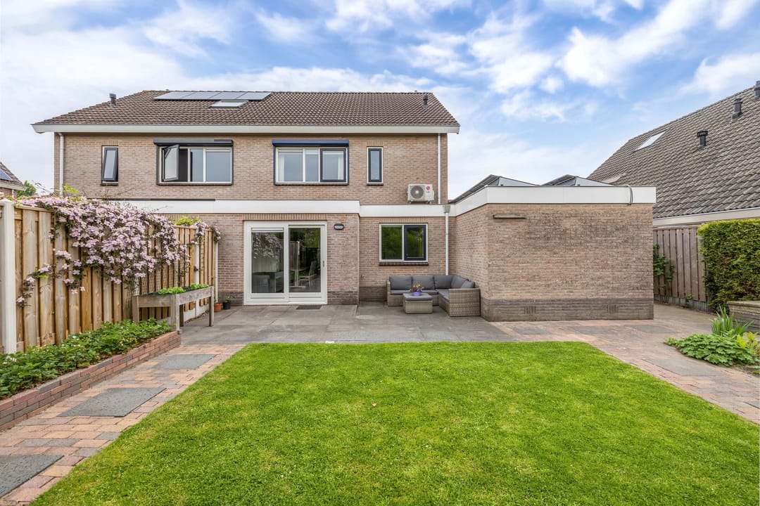 Foto 37 van Voorne 8