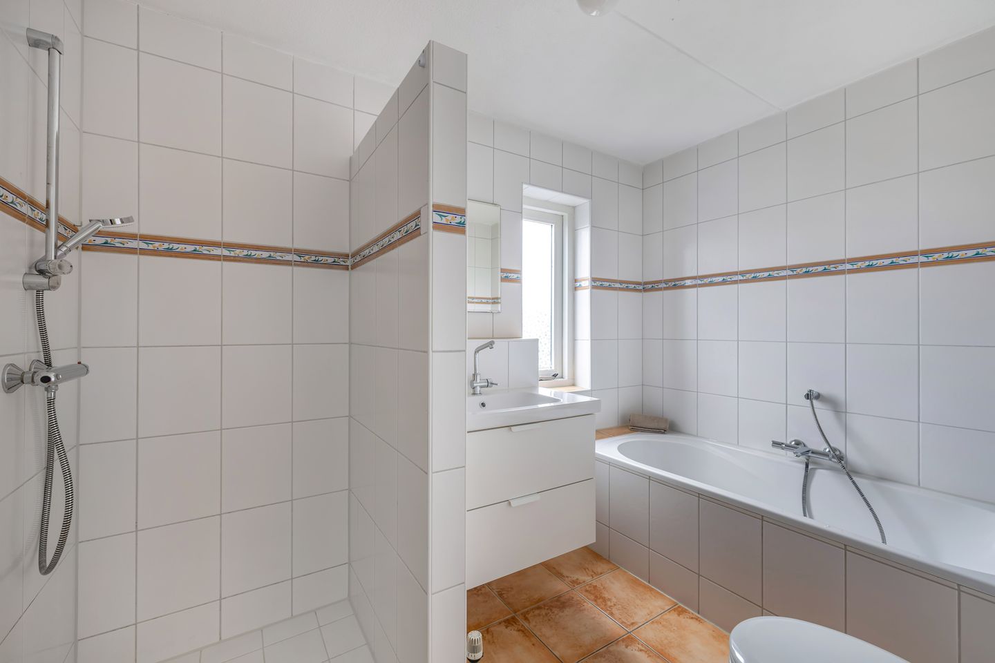 Foto 50 van Voorne 8