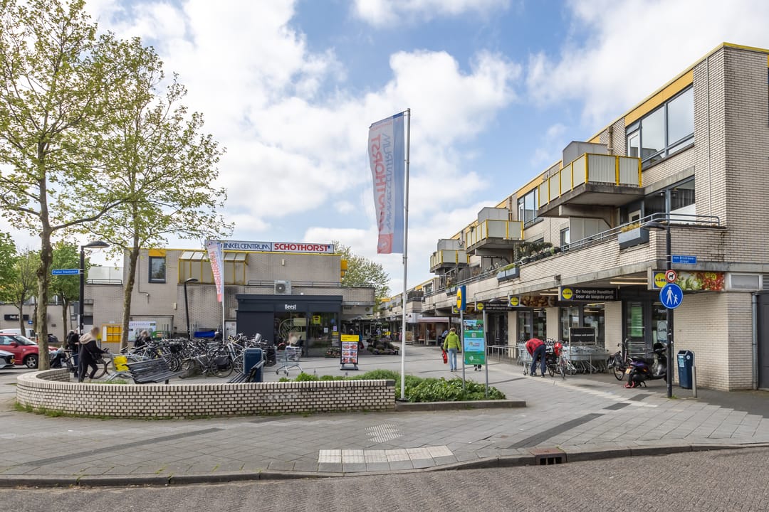 Photo 32 of Camera Obscurastraat 211