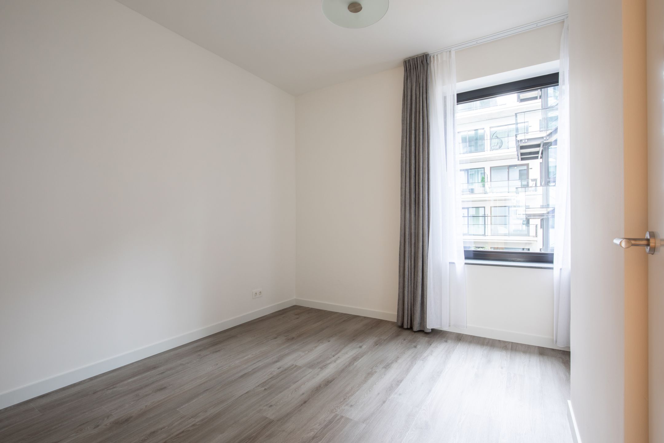 Foto 12 van Burgemeester Rijnderslaan 430