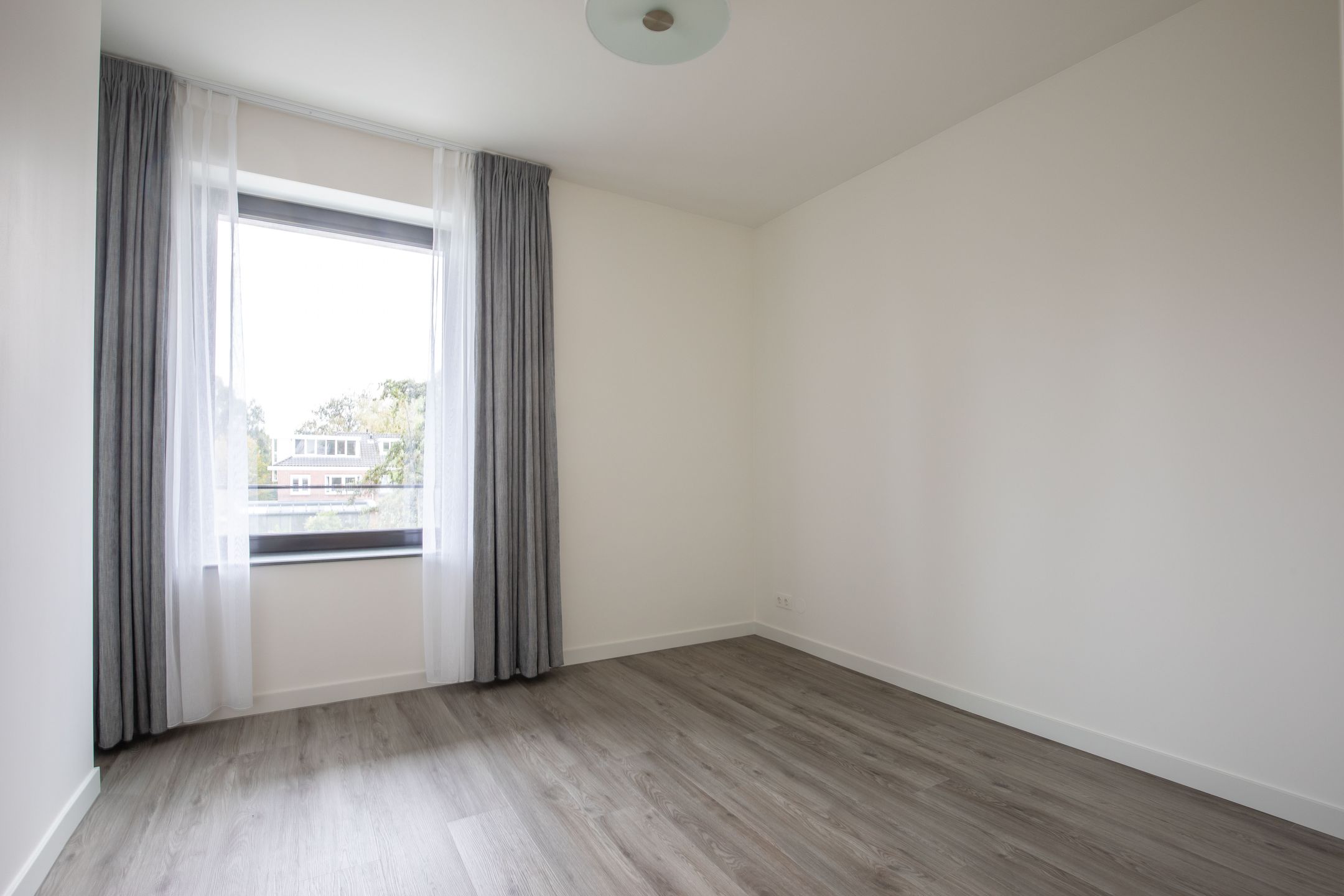 Foto 15 van Burgemeester Rijnderslaan 430