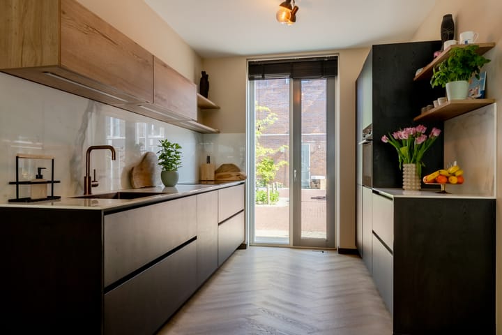 Foto 17 van Brouwhuisstraat 18-B