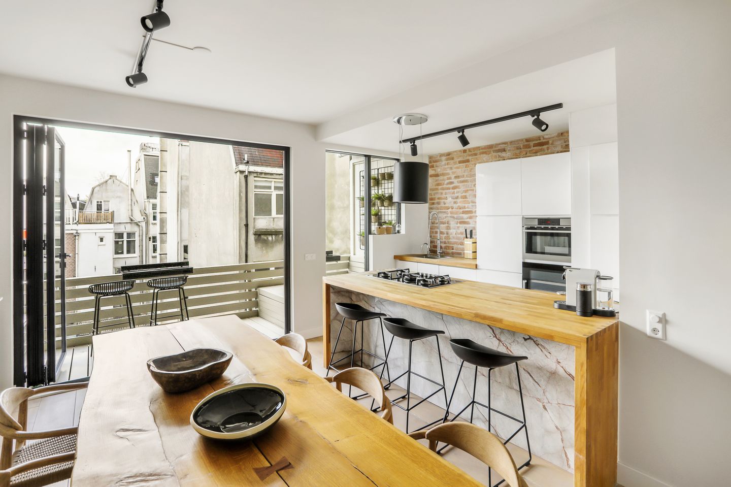 Foto 10 van Zocherstraat 14-3