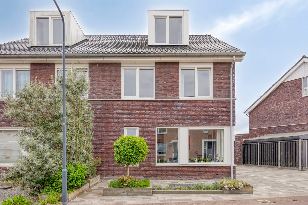 Foto 1 van Acht Gemeten 17