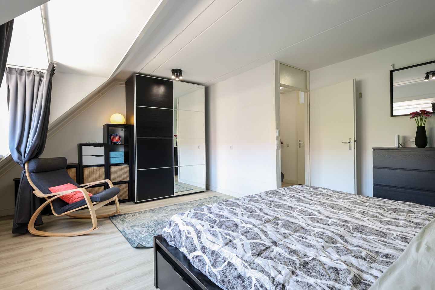 Foto 25 van Engelsbergenstraat 39