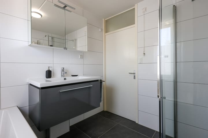 Foto 30 van Engelsbergenstraat 39