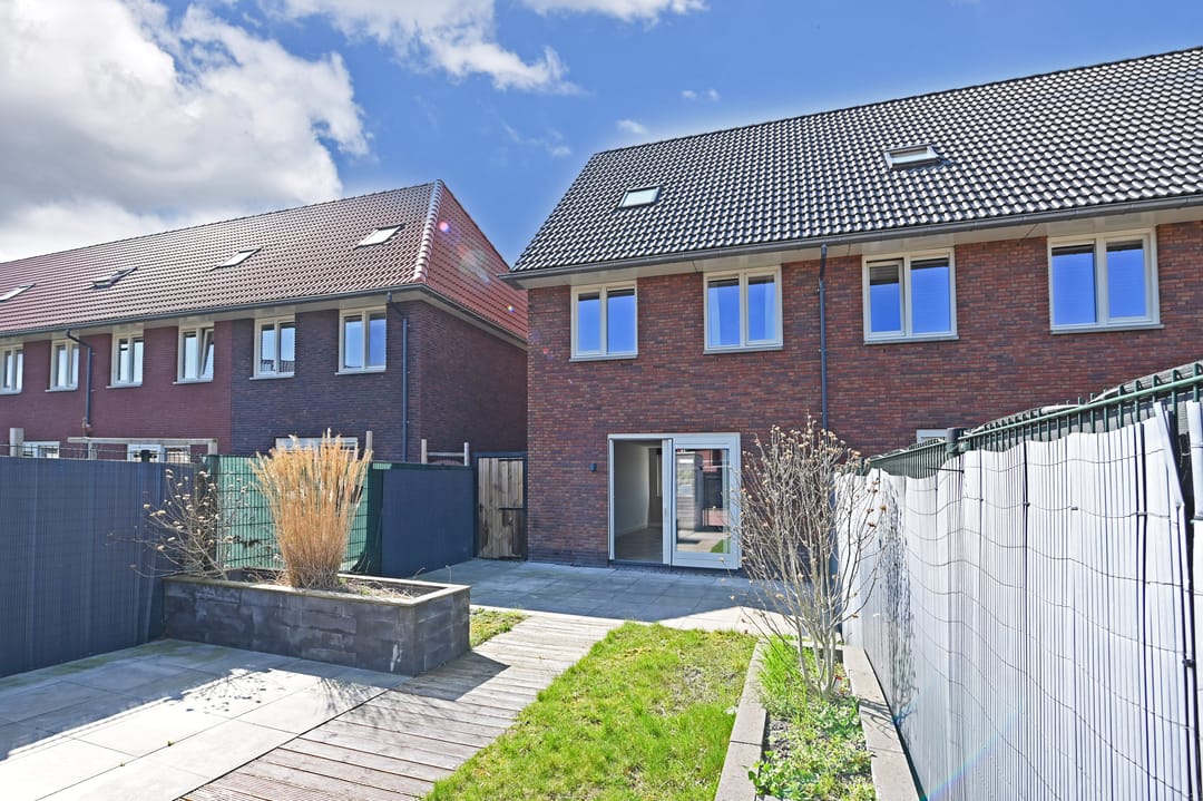 Photo 1 of Corry Brokkenstraat 30