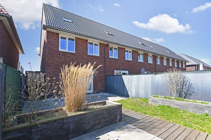 Foto 10 van Corry Brokkenstraat 30