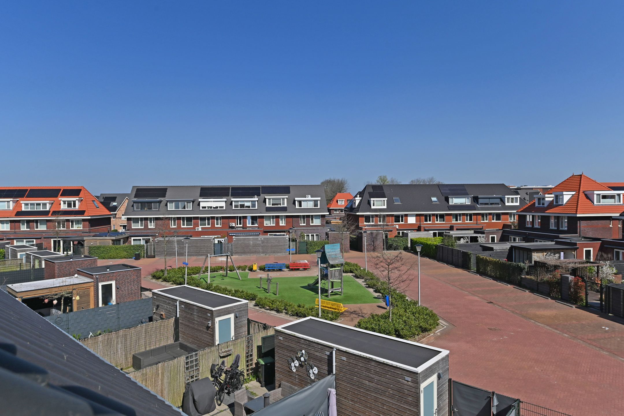 Photo 24 of Corry Brokkenstraat 30
