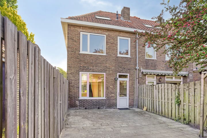 Foto 4 van Moerdijkstraat 2