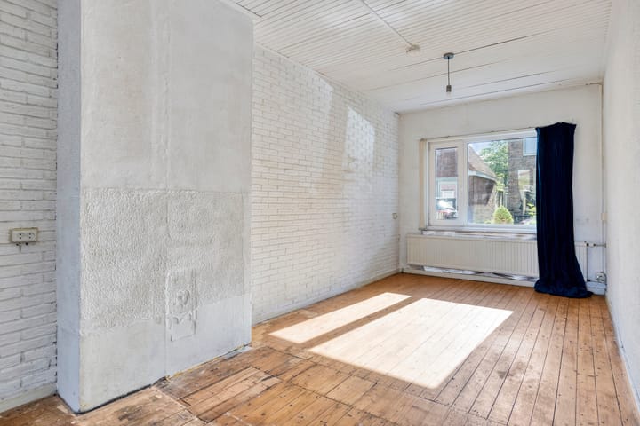 Photo 8 of Moerdijkstraat 2