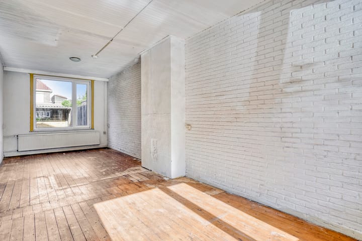 Photo 9 of Moerdijkstraat 2