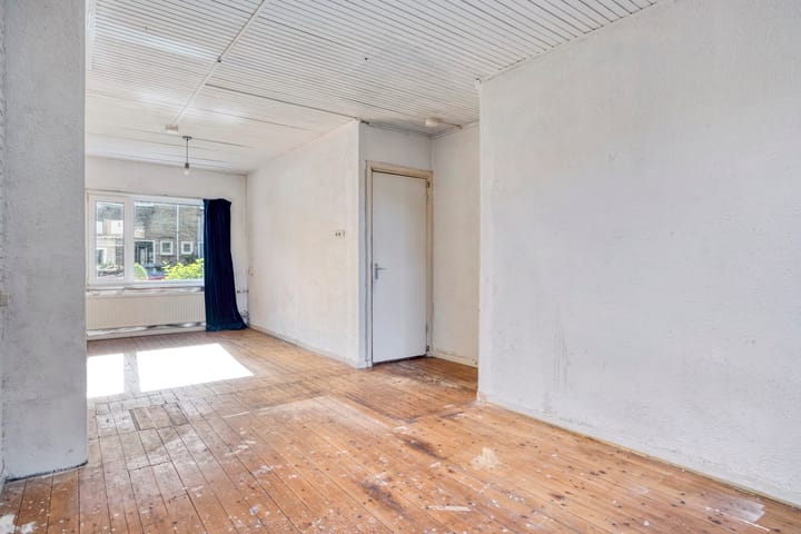 Photo 10 of Moerdijkstraat 2