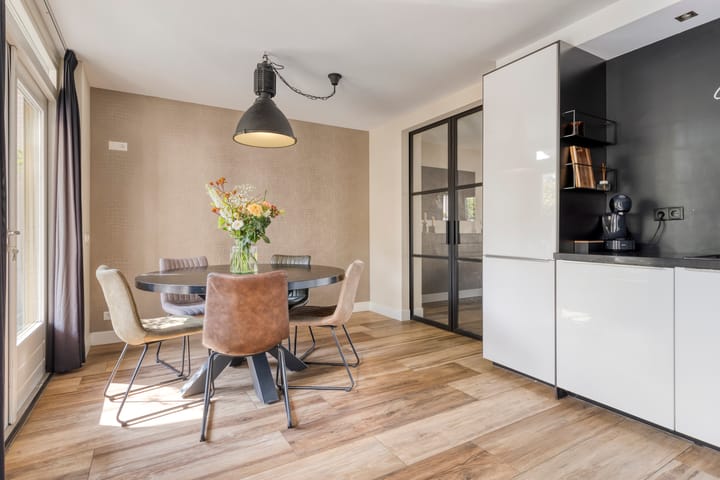 Foto 10 van Bartokstraat 53