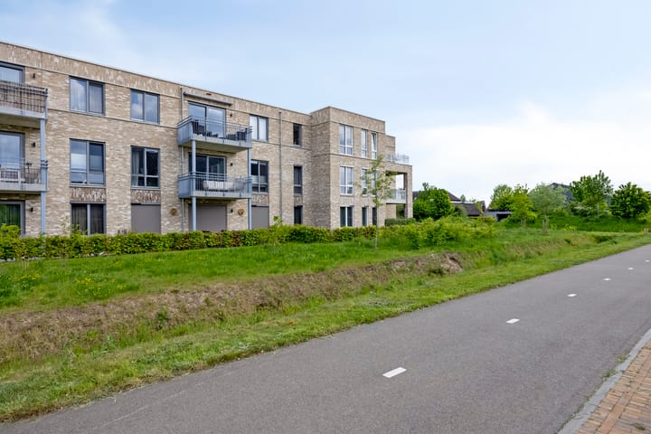 Foto 25 van Stobbenakker 65