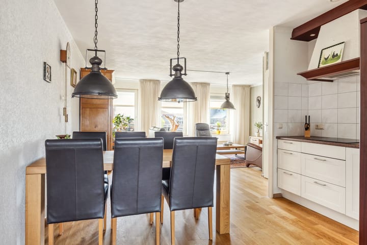 Foto 9 van Piet Petersstraat 10