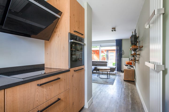 Foto 11 van Apenijnenstraat 2